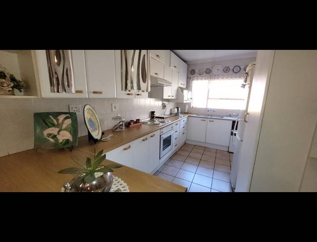 3 BEDROOM SIMPLEX FOR SALE IN RANDHART